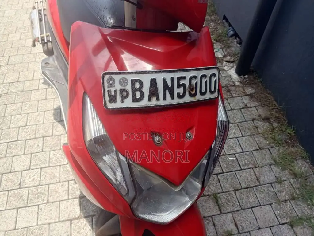 Honda Dio 2014 Motorbike (Used)