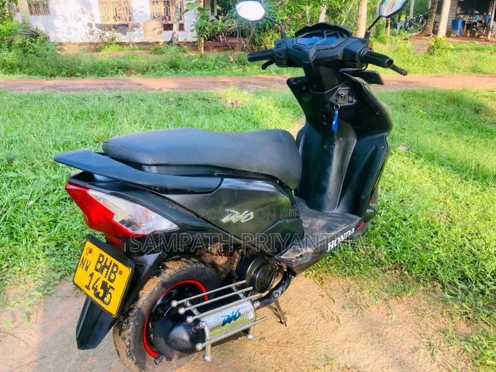 Honda Dio 2018 Motorbike (Used)