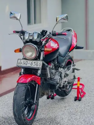 Honda Hornet 2012 Motorbike (Used)