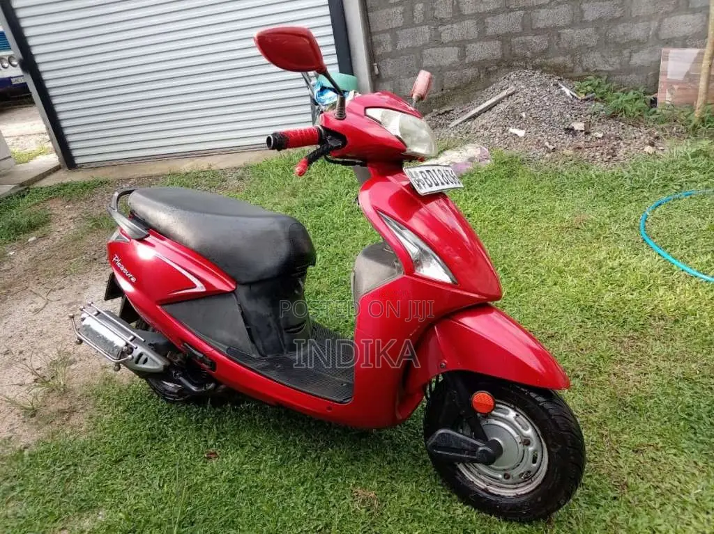 Hero Pleasure 2015 Motorbike (Used)