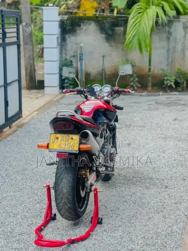 Honda Hornet 2012 Motorbike (Used)