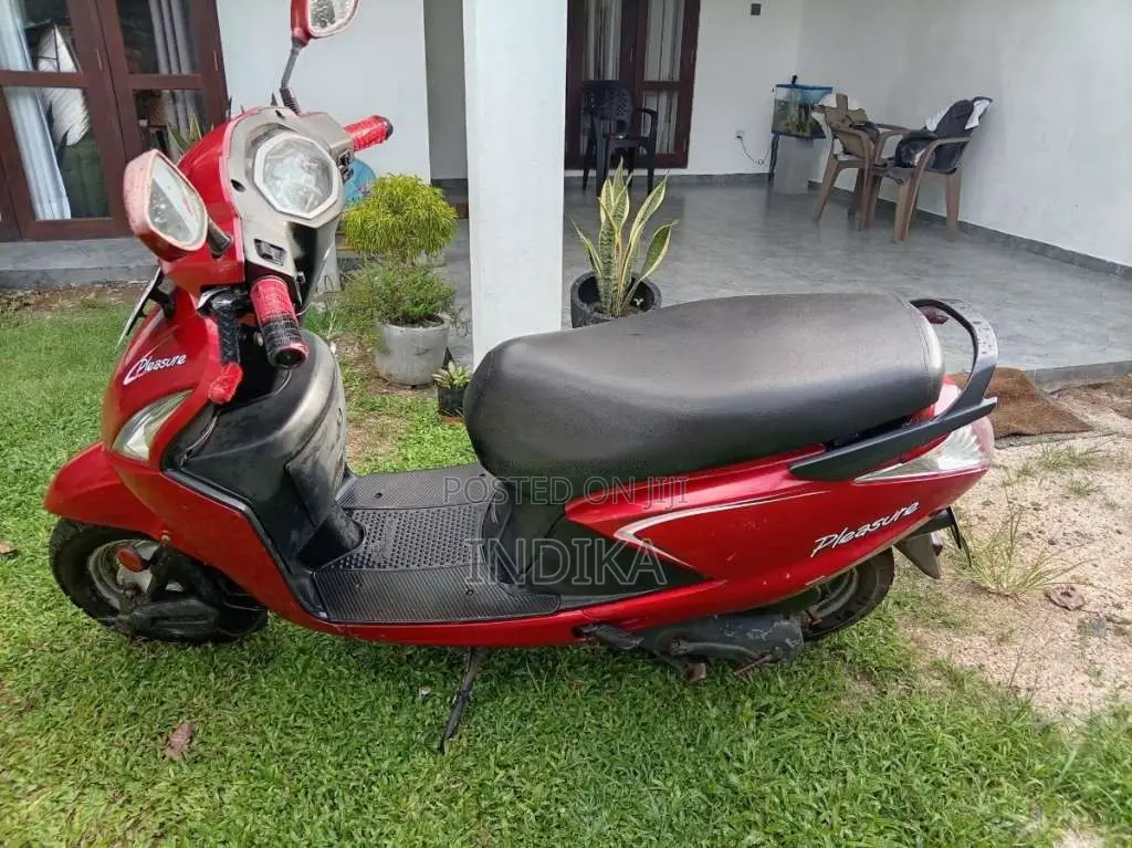 Hero Pleasure 2015 Motorbike (Used)