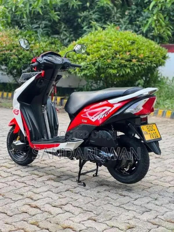 Honda Dio 2016 Motorbike (Used)