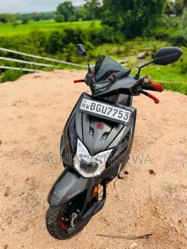 Honda Dio 2018 Motorbike (Used)