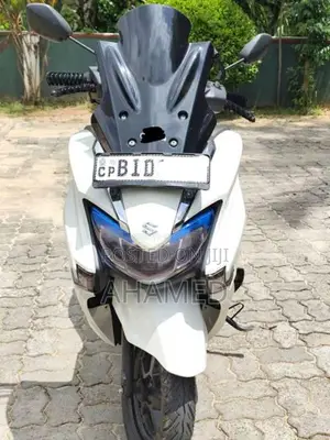 Suzuki BURGMAN 2019 Motorbike (Used)