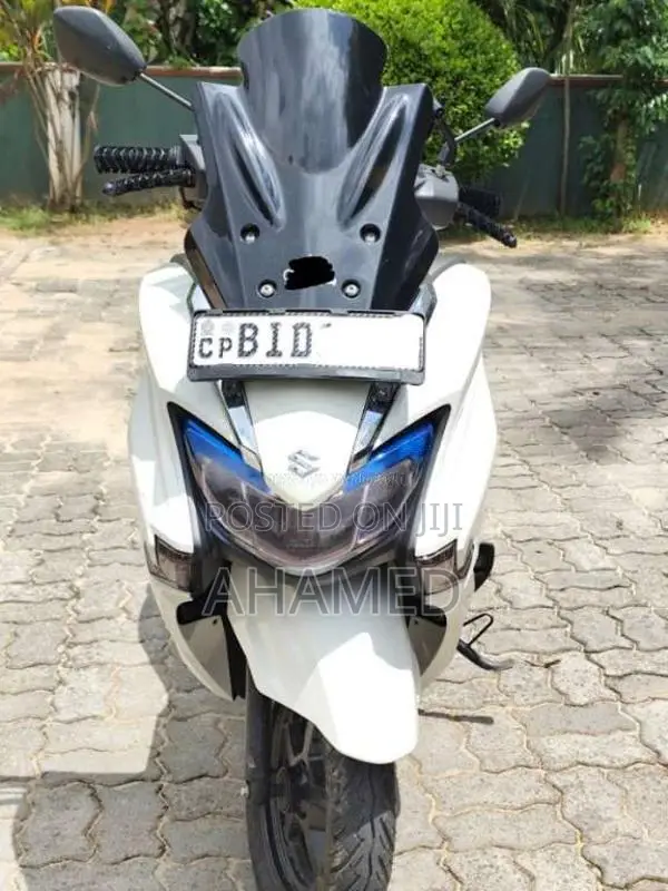 Suzuki BURGMAN 2019 Motorbike (Used)