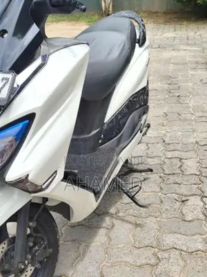 Suzuki BURGMAN 2019 Motorbike (Used)