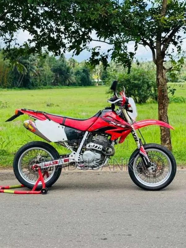 Honda Xr 250 2010 Motorbike (Used)