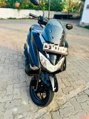 Suzuki BURGMAN 2019 Motorbike (Used)