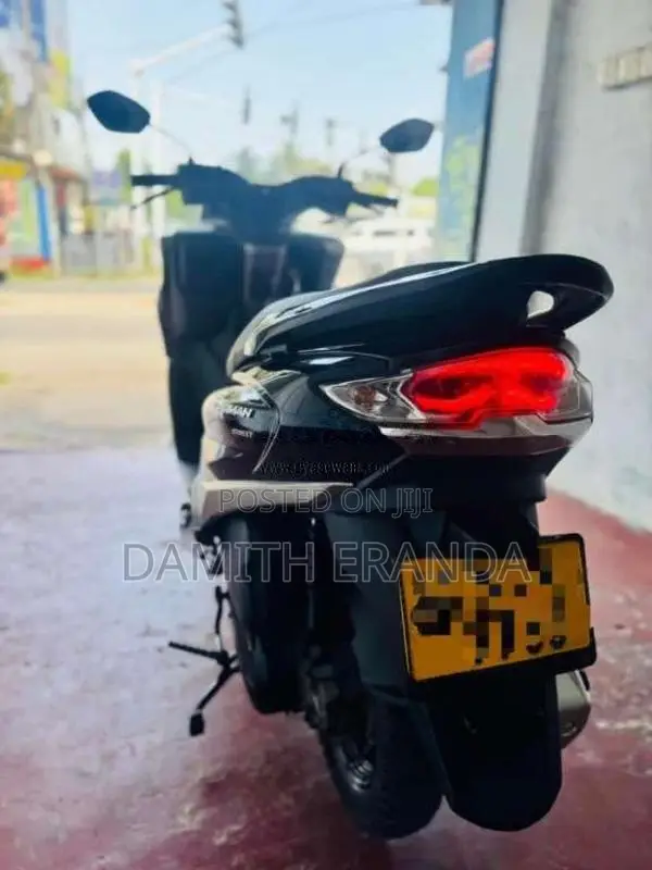 Suzuki BURGMAN 2019 Motorbike (Used)