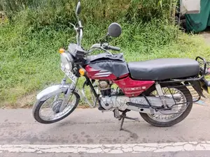Bajaj Boxer 2008 Motorbike (Used)
