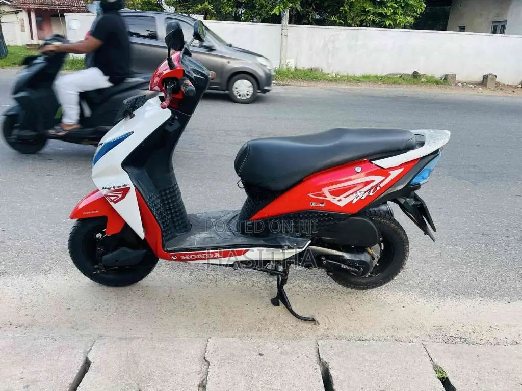 Honda Dio 2016 Motorbike (Used)