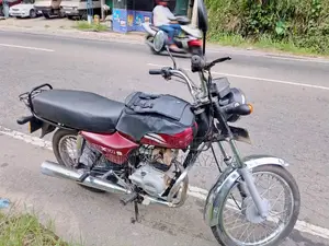 Bajaj Boxer 2008 Motorbike (Used)