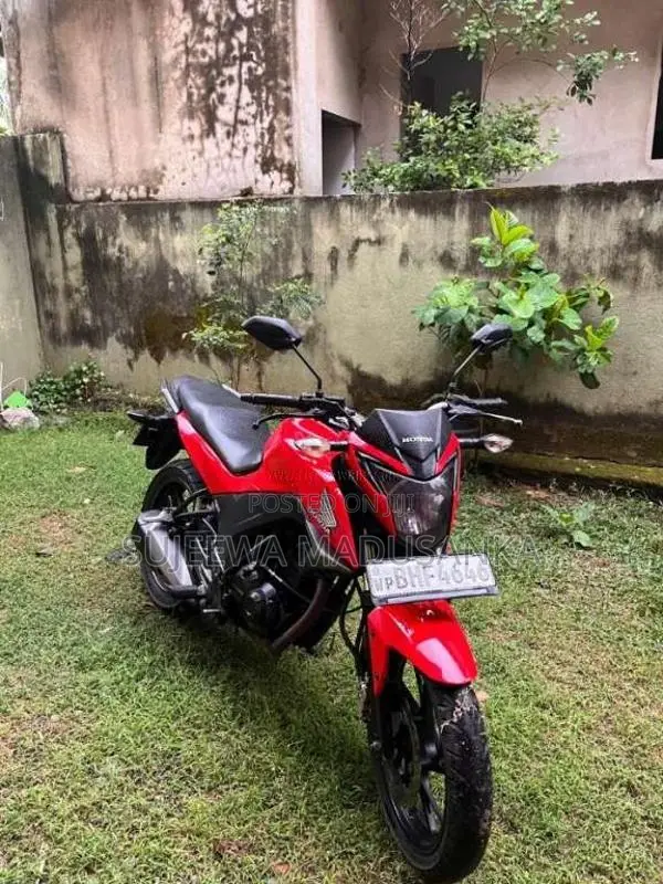 Honda Hornet 2018 Motorbike (Used)