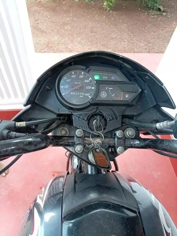 Yamaha YC125-5 2015 Motorbike (Used)