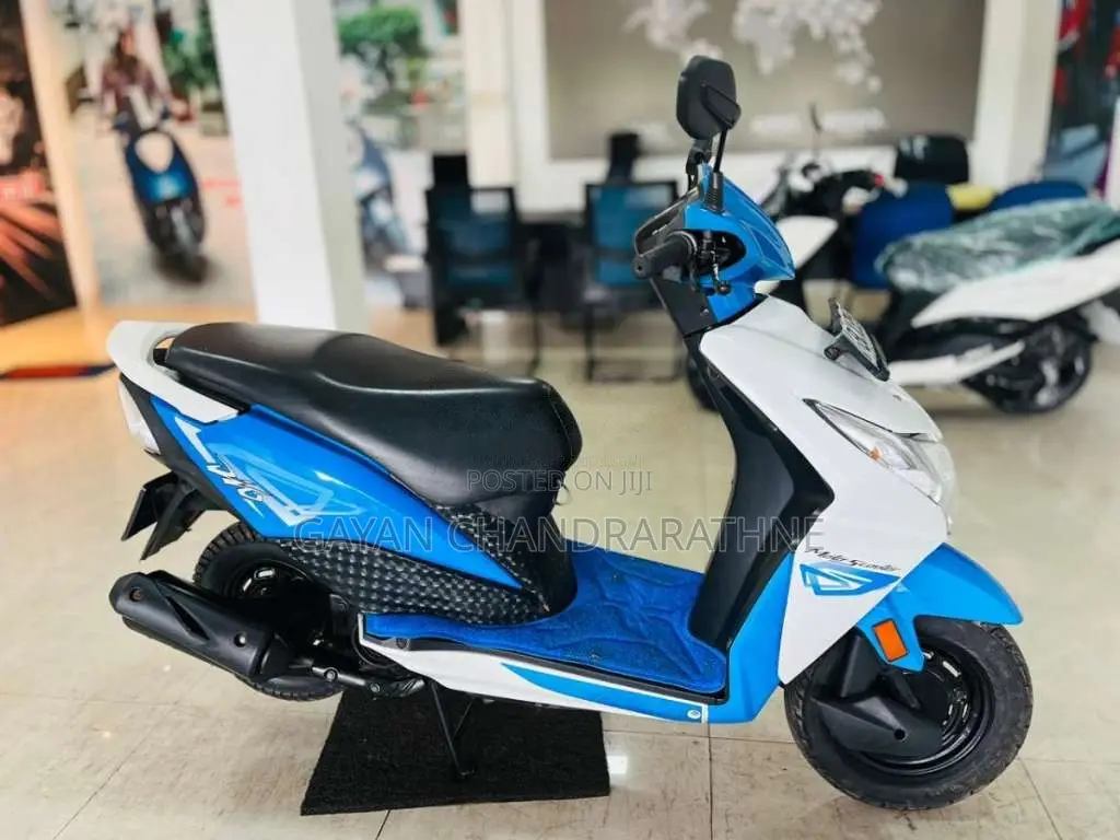 Honda Dio 2015 Motorbike (Used)