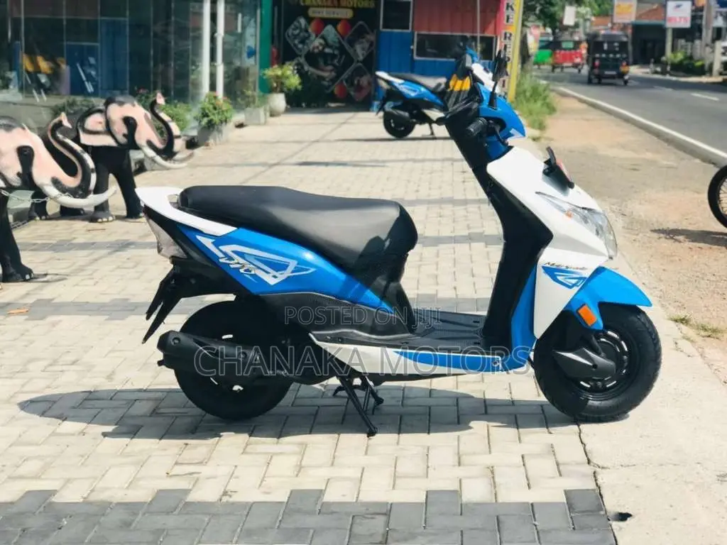 Honda Dio 2017 Motorbike (Used)