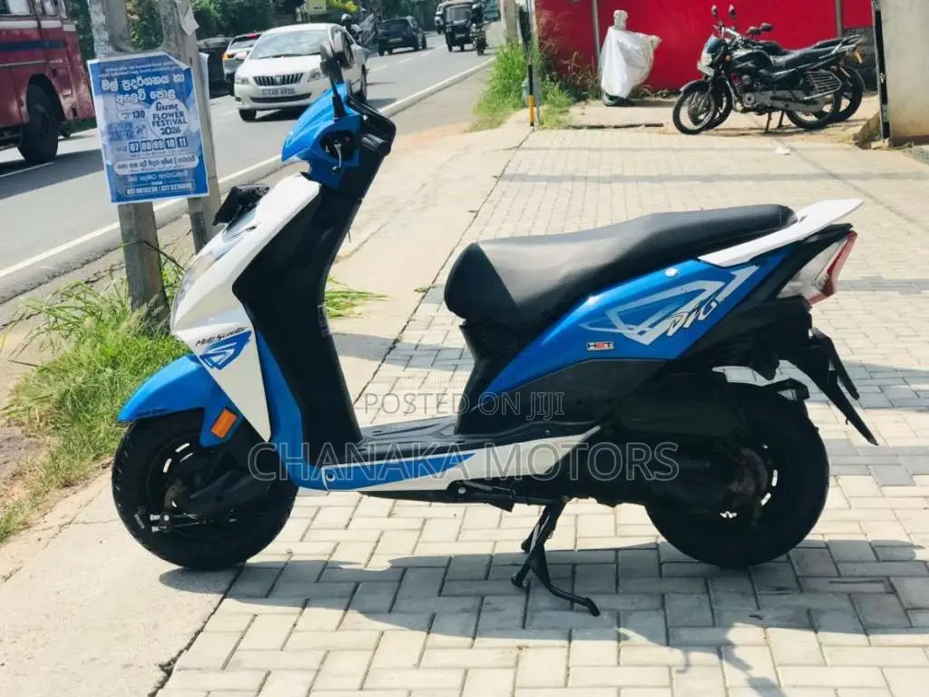 Honda Dio 2017 Motorbike (Used)