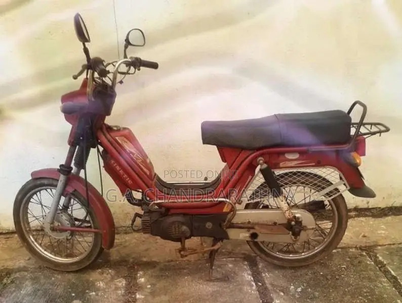 Kinetic Singer 1995 Motorbike (Used)