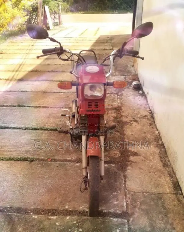Kinetic Singer 1995 Motorbike (Used)