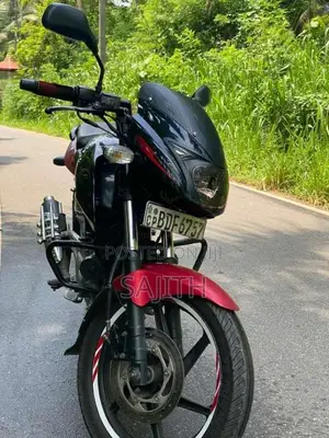 Bajaj Pulsar 180 2015 Motorbike (Used)