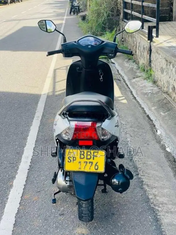 Honda Activa 2014 Motorbike (Used)