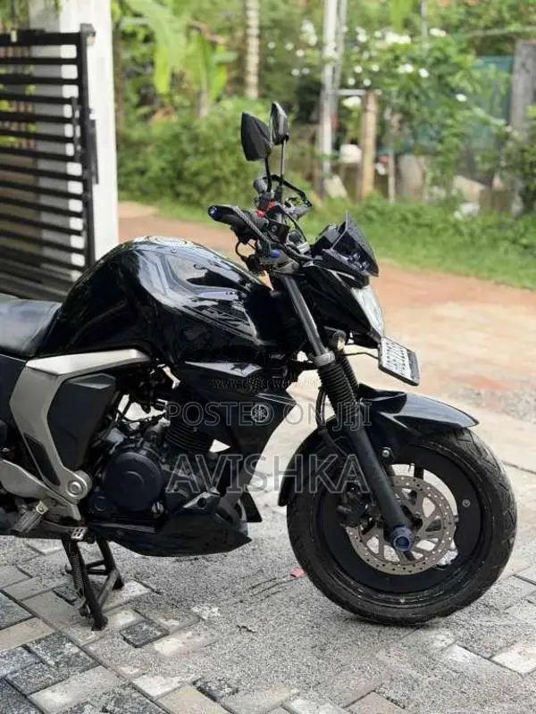 Yamaha Fz 2016 Motorbike (Used)