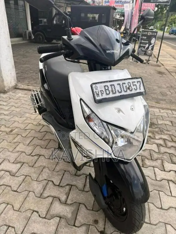 Honda Dio 2016 Motorbike (Used)