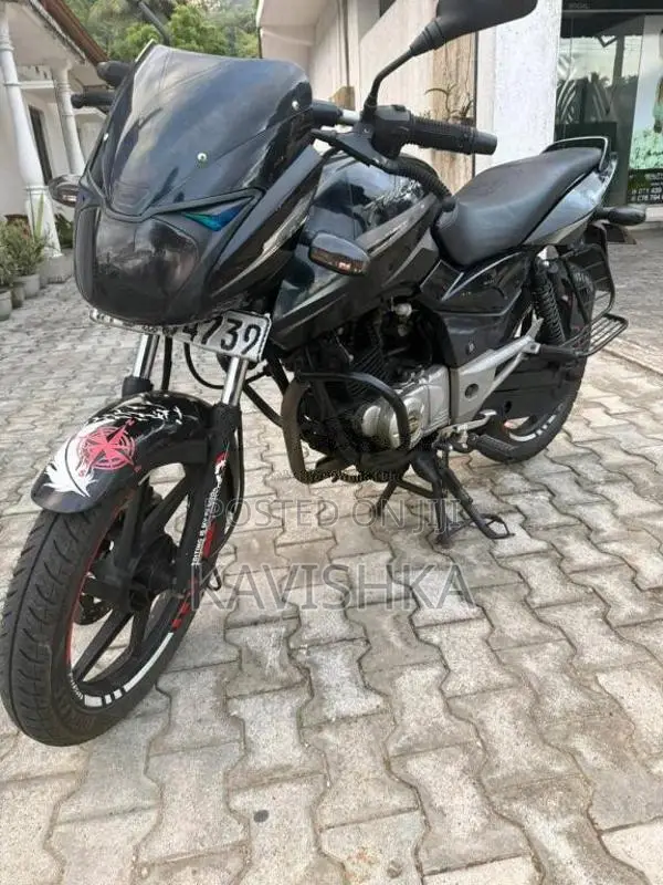 Bajaj Pulsar 2016 Motorbike (Used)