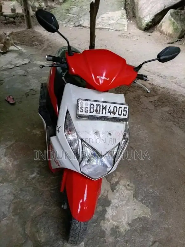 Honda Dio 2016 Motorbike (Used)