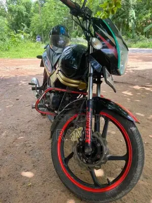 Mahindra Centuro 2017 Motorbike (Used)