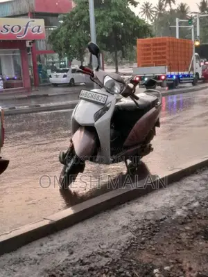 Honda Activa 2014 Motorbike (Used)