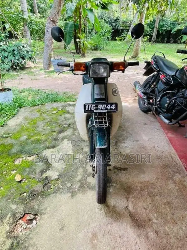 Honda Super Cub 1900 Motorbike (Used)