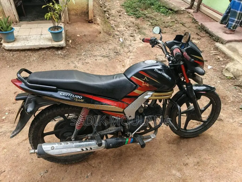 Mahindra Rockstar 2016 Motorbike (Used)