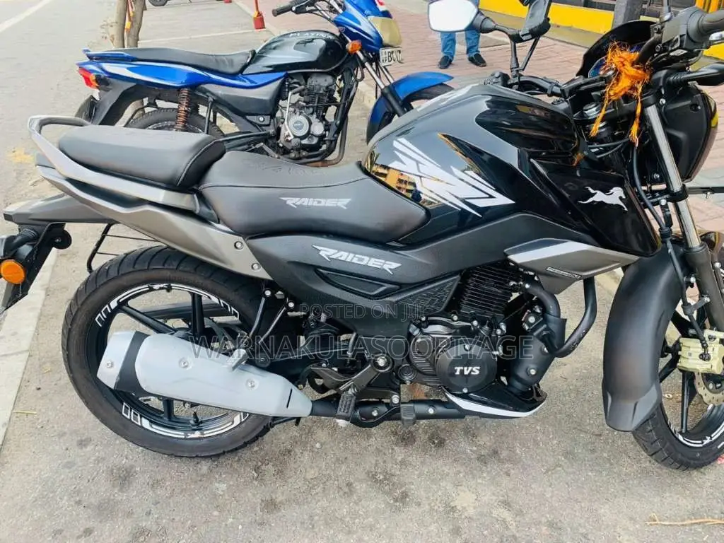TVS Raider 2025 Motorbike (Used)
