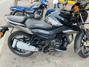 TVS Raider 2025 Motorbike (Used)