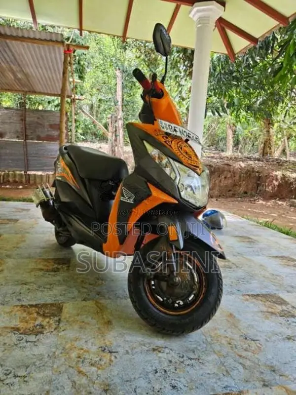 Honda Dio 2017 Motorbike (Used)