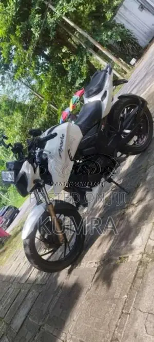 TVS Apache 200 2017 Motorbike (Used)