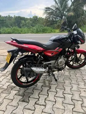 Bajaj Pulsar 2016 Motorbike (Used)