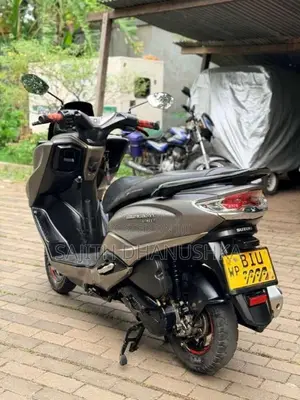 Suzuki BURGMAN 2020 Motorbike (Used)
