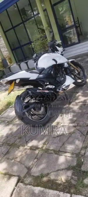 TVS Apache 200 2017 Motorbike (Used)