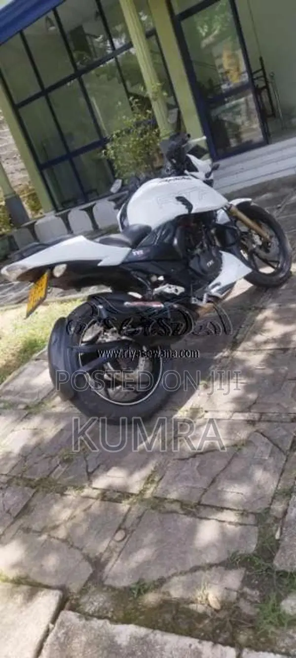TVS Apache 200 2017 Motorbike (Used)