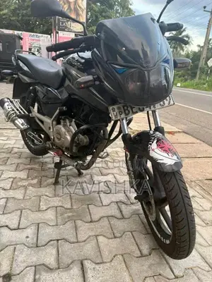 Bajaj Pulsar 2016 Motorbike (Used)