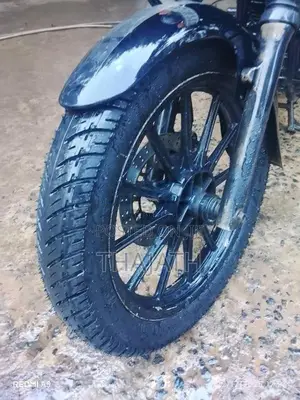Bajaj Avenger 2016 Motorbike (Used)