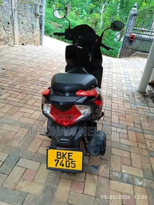 Honda Dio 2025 Motorbike (Used)