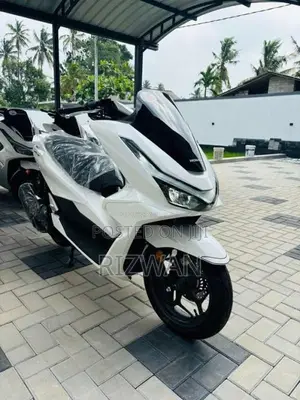 Honda Pcx 160 2025 Motorbike Brand New