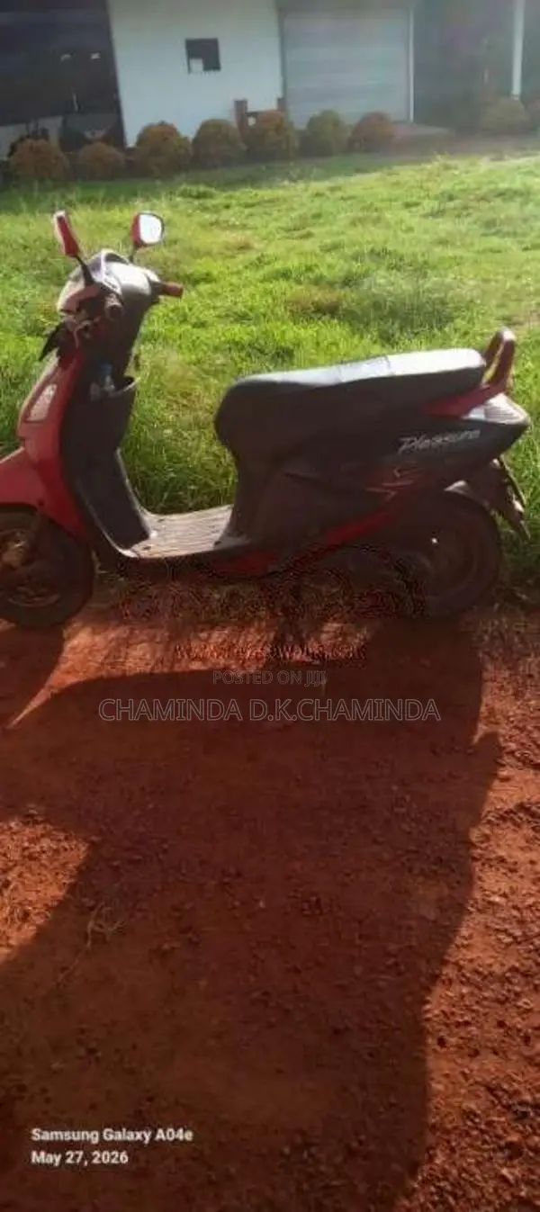 Hero Pleasure 2012 Motorbike (Used)