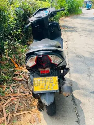 Honda DIO 2017 Motorbike (Used)