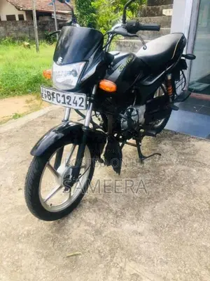 Bajaj Platina Es 2017 Motorbike (Used)