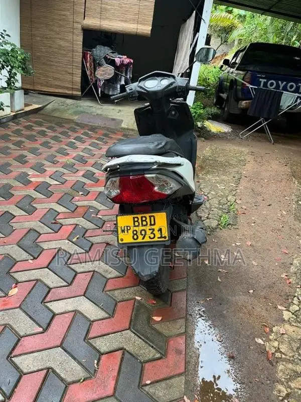 Honda Dio 2014 Motorbike (Used)